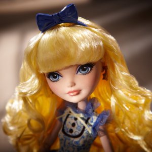 Кукла Ever After High Blondie Lockes