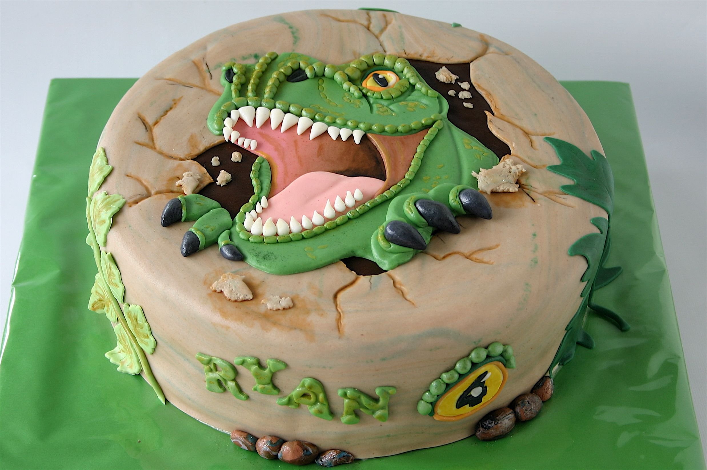 Торт - динозавр