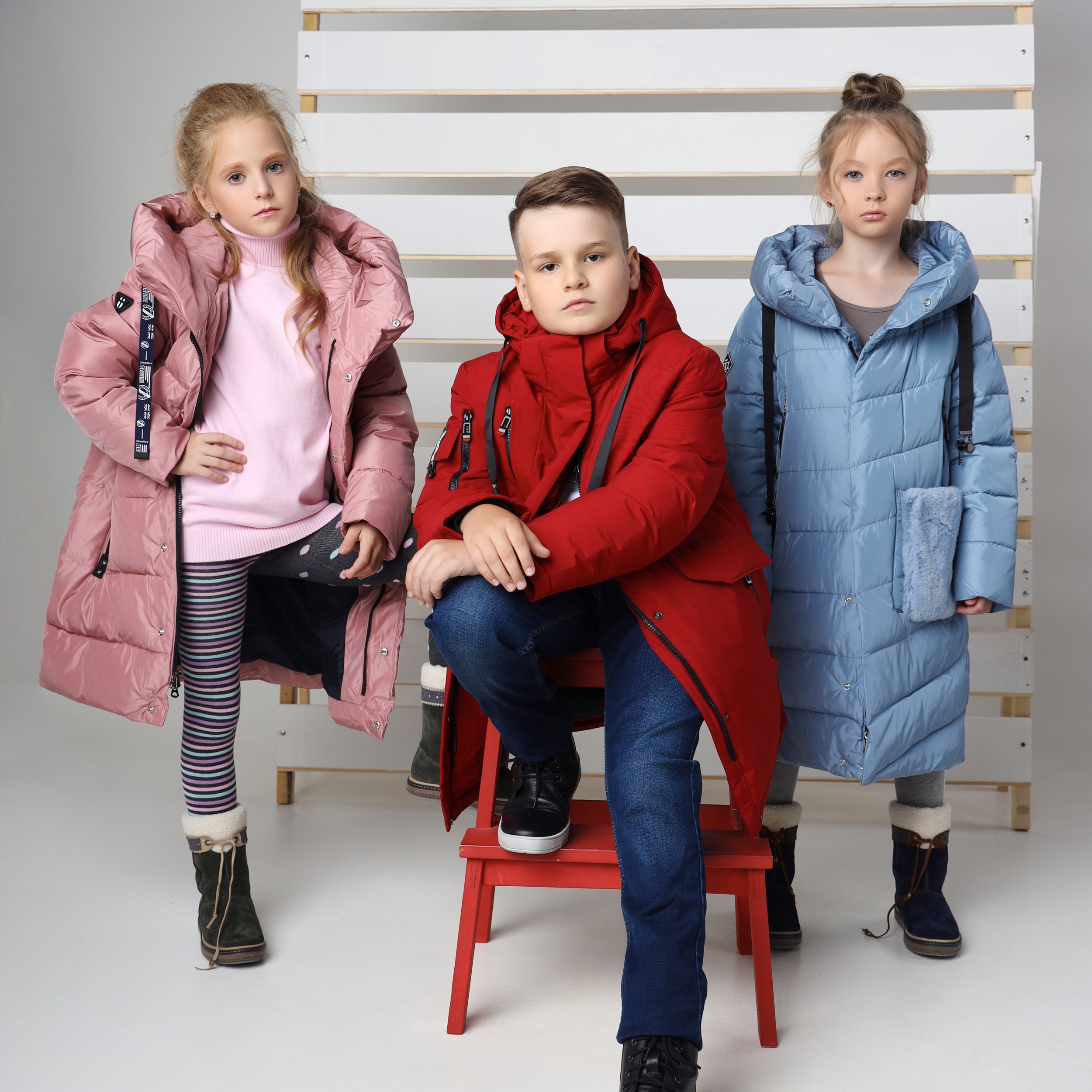 1. autumn-collection-clothes-children-teenagers-jackets-coats-autumn-cold-weather-children-pose-white-background-russia-sverdlovsk-1-september-2019.jpg 1. autumn-collection-clothes-children-teenagers-jackets-coats-autumn-cold-weather-children-pose-white-background-russia-sverdlovsk-1-september-2019.jpg
