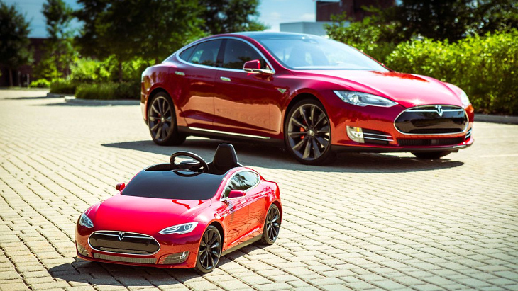 Tesla представила Model S для детей