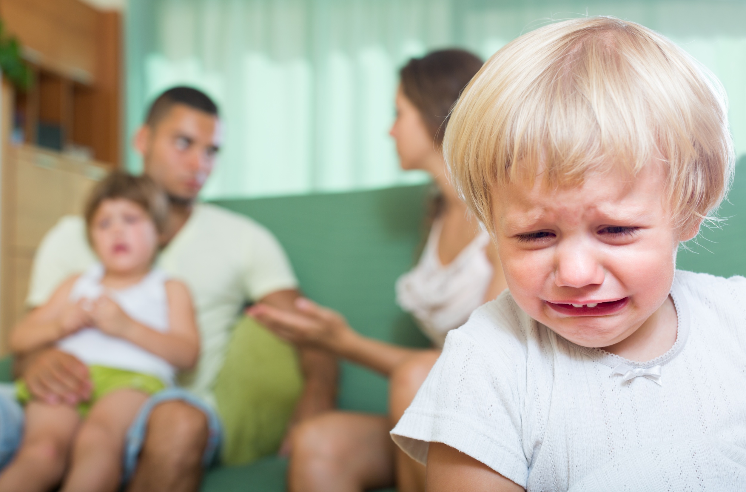 1 couple-with-children-having-quarrel.jpg 1 couple-with-children-having-quarrel.jpg
