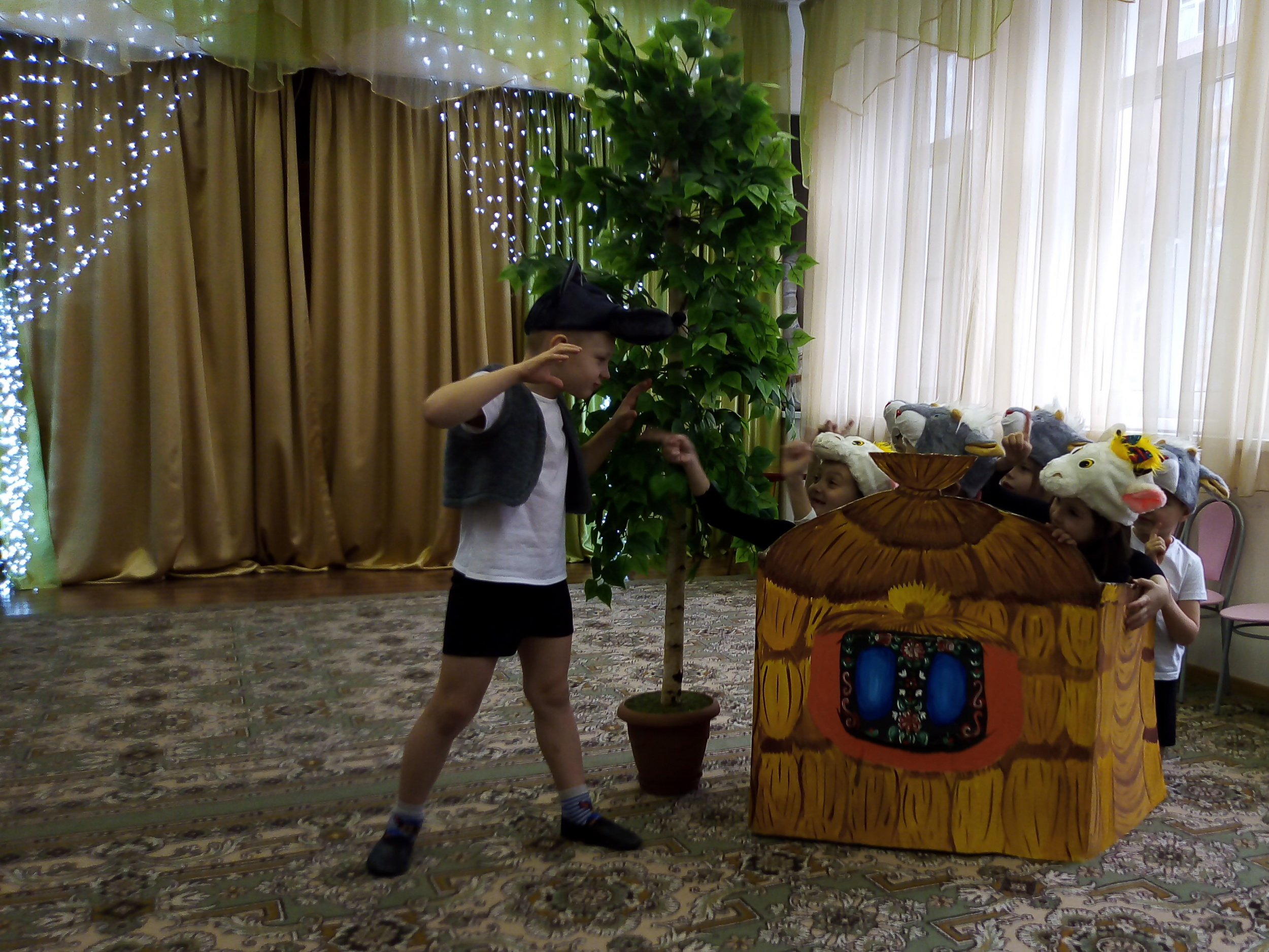 Детский пальчиковый кукольный театр «Волк и семеро козлят»