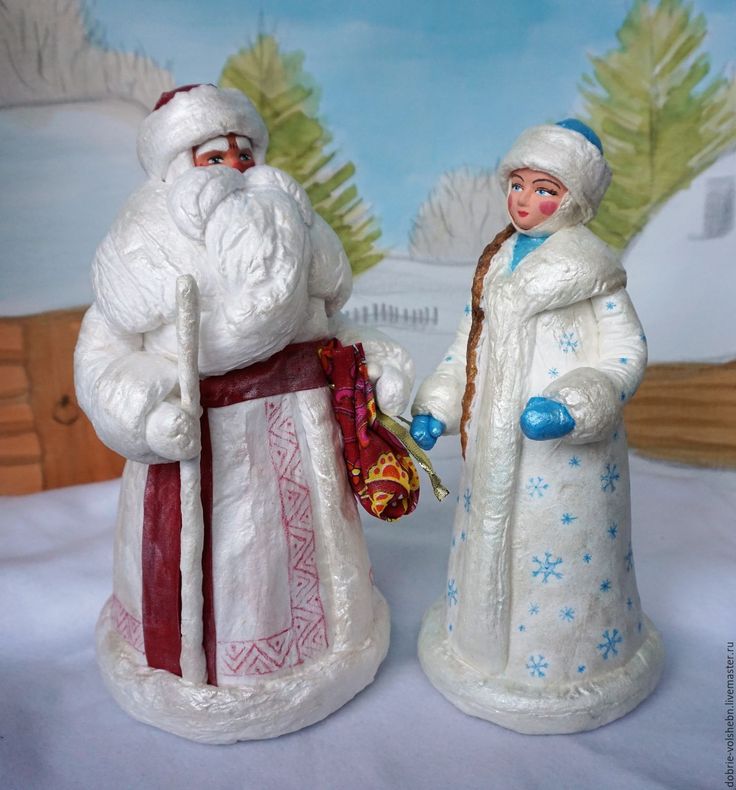 «Подъёлочные» фигурки Деда Мороза и Снегурочки