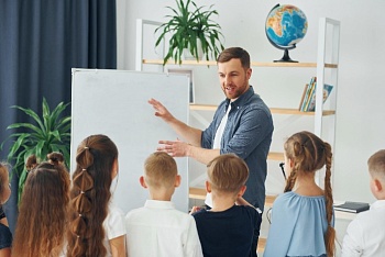 Знакомство ребенка с предлогами