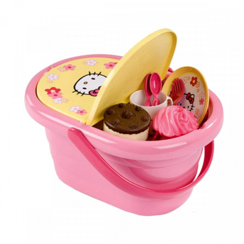 Набор посудки в корзине для пикника Hello Kitty
